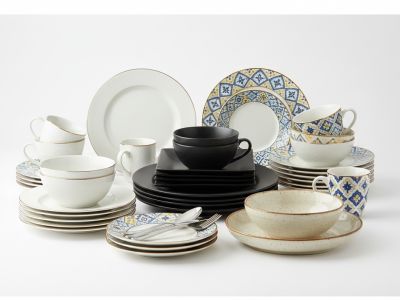 Dinnerware Sets